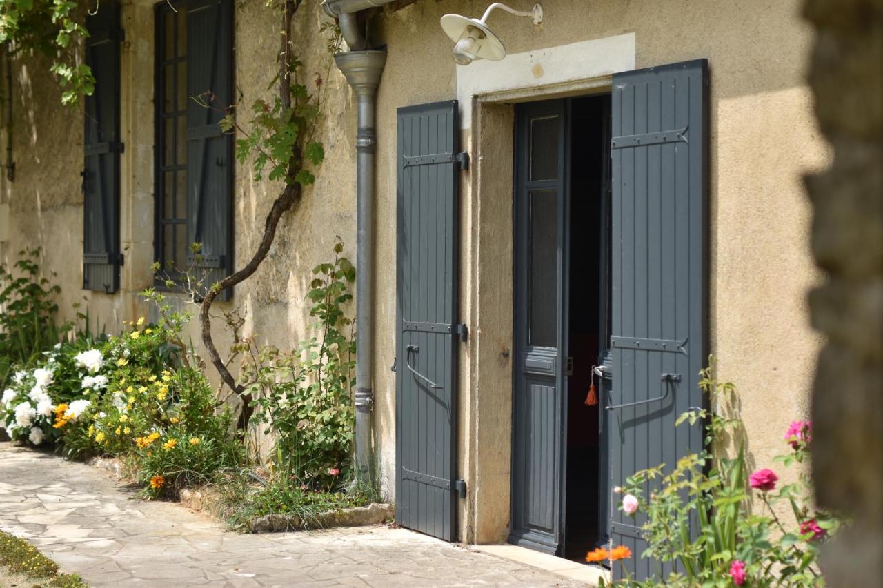 Un Jardin Et Trois Maisons Brux Exterior photo